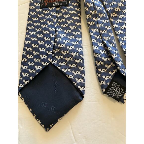 BEAUFORT TIE RACK 3.75” Cow Tie Print Farm Blue Italian Silk Neck Tie Dairy Barn - Picture 7 of 9